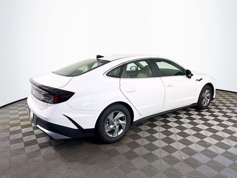 New 2025 Hyundai Sonata SE image 8