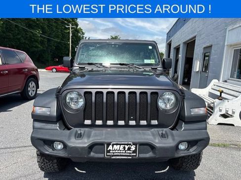 Used 2022 Jeep Wrangler Unlimited Sport AWD/4WD image 2