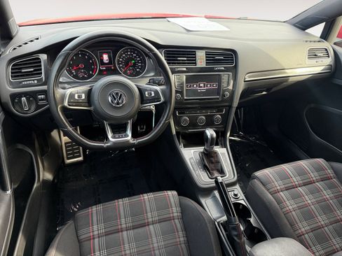 Used 2017 Volkswagen GTI S image 15