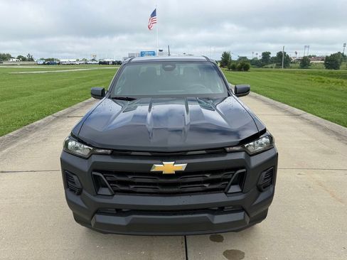 Used 2026 Chevrolet Colorado W/T w/ WT Custom Package RWD image 11