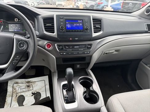 Used 2018 Honda Pilot LX image 16