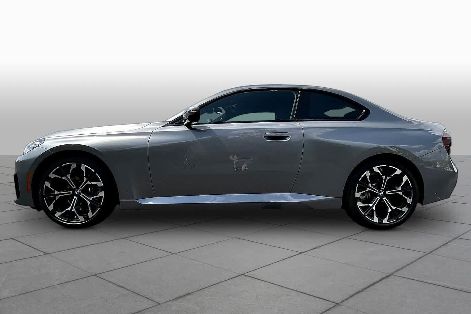 New 2025 BMW 230i Coupe w/ Premium Package RWD image 13