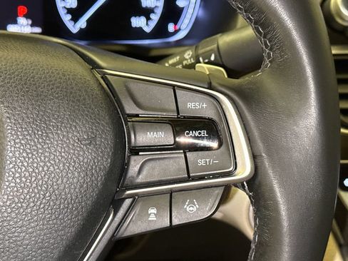 Used 2018 Honda Accord EX-L image 31