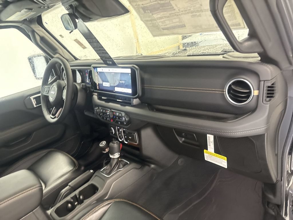 New 2026 Jeep Gladiator Sport AWD/4WD image 30