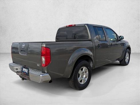 Used 2008 Nissan Frontier SE w/ SE Value Truck Pkg image 5