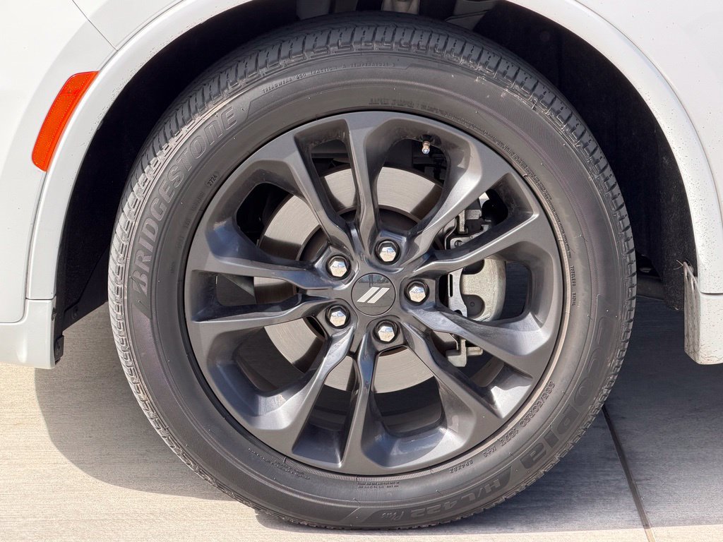 Used 2025 Dodge Durango GT w/ Blacktop Package RWD image 13