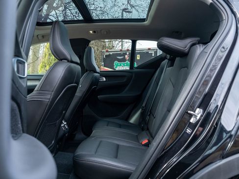 Used 2020 Volvo XC40 T5 Inscription image 28