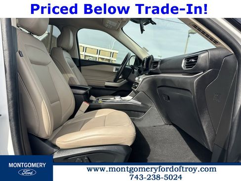 Used 2023 Ford Explorer XLT w/ Equipment Group 202A image 13