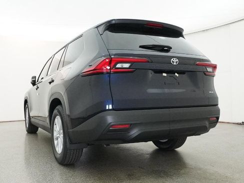 New 2026 Toyota Grand Highlander XLE image 14