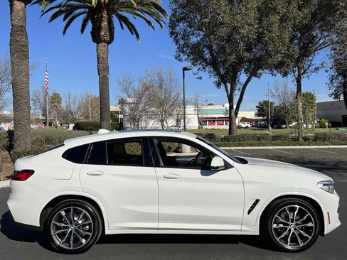 Used 2019 BMW X4 xDrive30i w/ M Sport Package 2 image 17