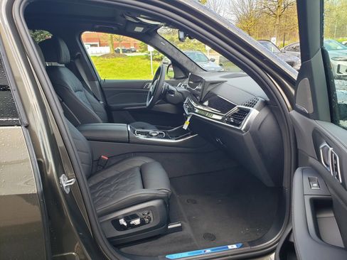 New 2026 BMW X5 xDrive40i AWD/4WD image 17