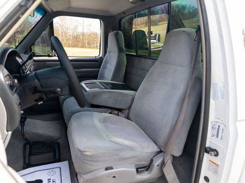 Used 1997 Ford F350 4x4 Regular Cab image 33