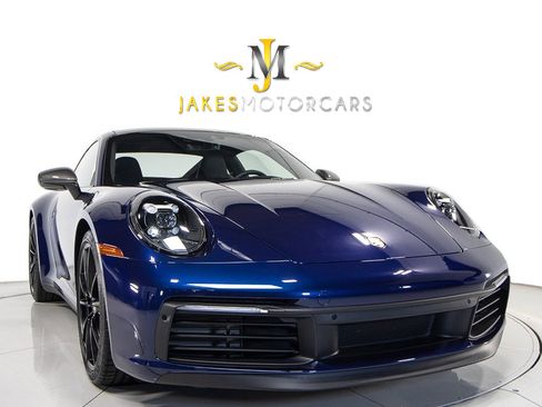 Used 2024 Porsche 911 Carrera T image 16