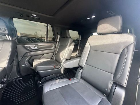 Used 2023 Chevrolet Tahoe Z71 w/ Luxury Package image 24