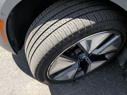 Used 2023 BMW i4 eDrive35 w/ Premium Package RWD image 14