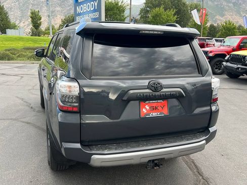 Used 2024 Toyota 4Runner TRD Off-Road Premium w/ Moonroof Package AWD/4WD image 11