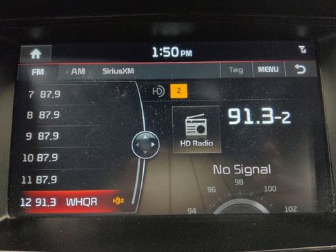 Used 2017 Kia K900 Luxury w/ VIP Plus Package image 25