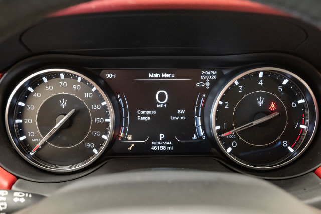 Used 2022 Maserati Levante Modena AWD/4WD image 12
