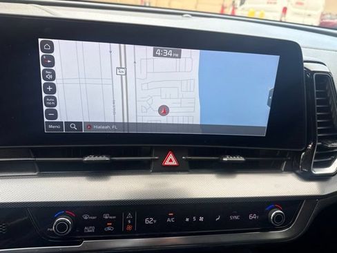 Used 2024 Kia Sportage SX FWD image 16