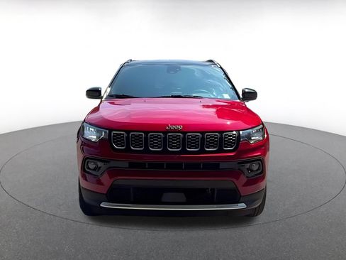 Used 2025 Jeep Compass Limited AWD/4WD image 4