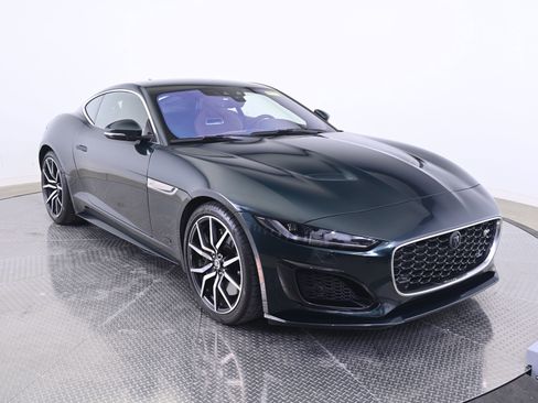 Used 2024 Jaguar F-TYPE R AWD/4WD image 9