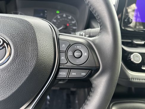 Certified 2024 Toyota Corolla SE image 20