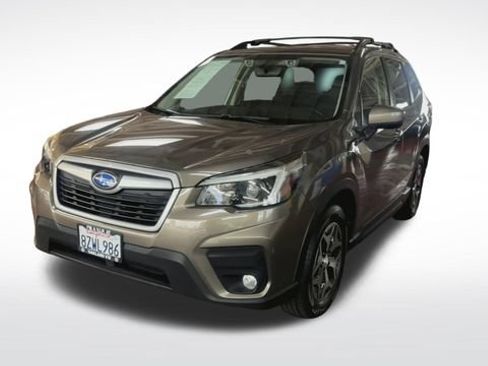 Used 2021 Subaru Forester Premium w/ Popular Package #1 AWD/4WD image 3