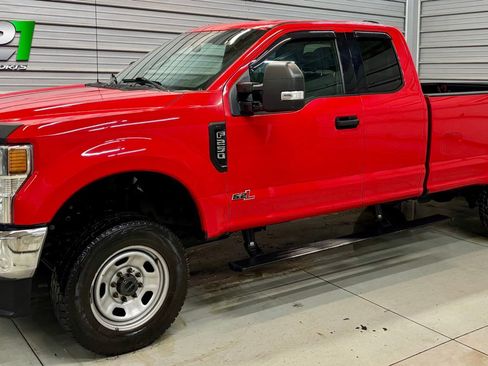 Used 2021 Ford F250 XLT image 1