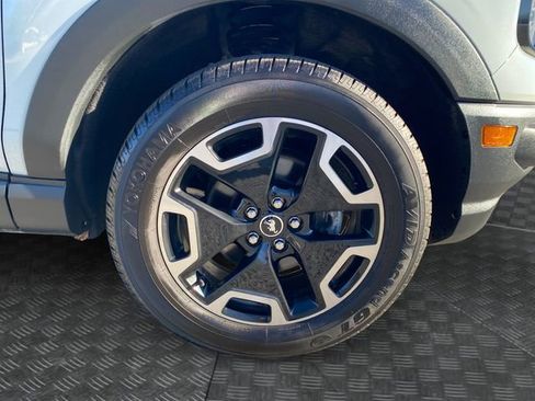 Used 2021 Ford Bronco Sport Outer Banks w/ Outer Banks Package (96D) image 35