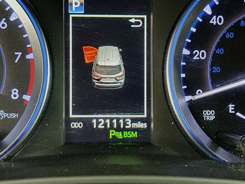 Used 2018 Toyota Highlander Limited Platinum image 19