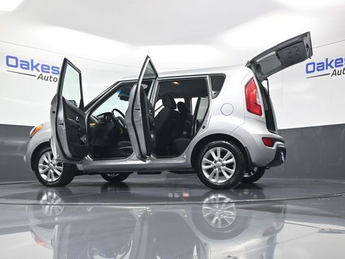 Used 2013 Kia Soul + image 57