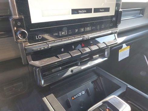 New 2026 GMC Hummer EV SUV AWD/4WD image 22