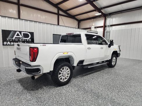 Used 2022 GMC Sierra 3500 SLT w/ SLT Preferred Package image 6