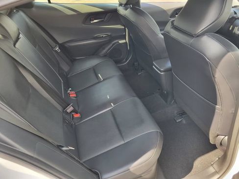 Used 2024 Toyota Prius XLE FWD image 22