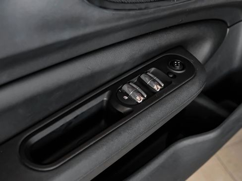 Used 2017 MINI Cooper Clubman ALL4 image 34