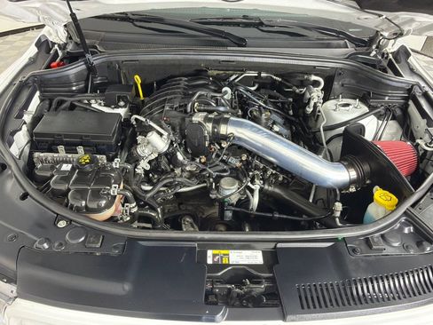 Used 2018 Dodge Durango GT image 28