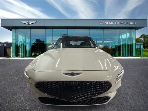 Used 2025 Genesis G70 3.3T Advanced w/ Sport Prestige Package image 2