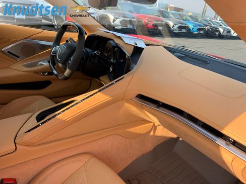Used 2024 Chevrolet Corvette Z06 RWD image 13