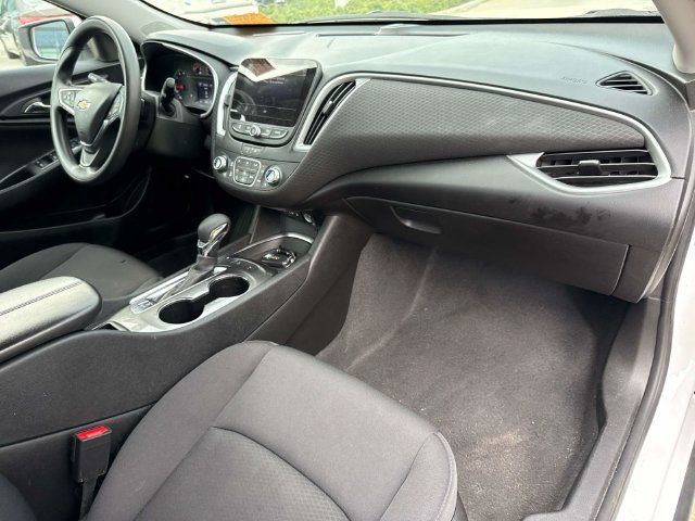 Used 2024 Chevrolet Malibu LT FWD image 16