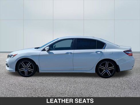 Used 2016 Honda Accord Sport image 2