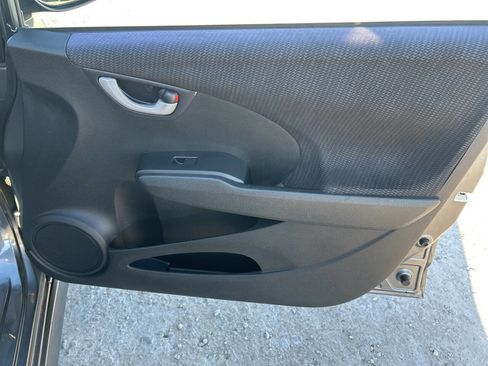 Used 2013 Honda Fit Sport image 20