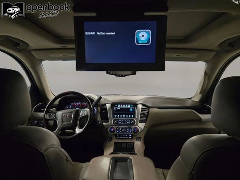 Used 2019 GMC Yukon XL SLT w/ Open Road Package AWD/4WD image 18