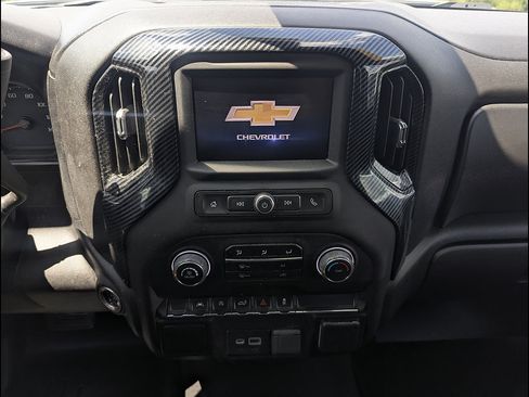 Certified 2022 Chevrolet Silverado 1500 Custom AWD/4WD image 30