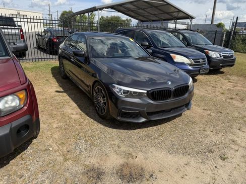 Used 2018 BMW 540i w/ M Sport Package RWD image 3