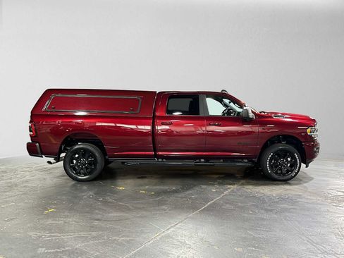 Used 2023 RAM 3500 Big Horn w/ Level B Equipment Group AWD/4WD image 2