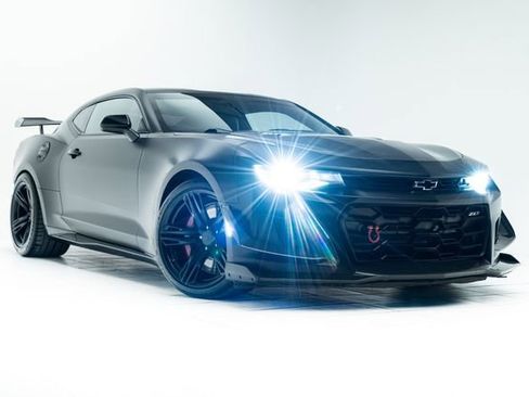 Used 2019 Chevrolet Camaro ZL1 image 5