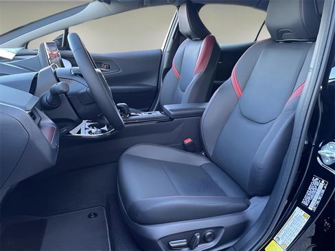 New 2026 Toyota Prius XSE image 12