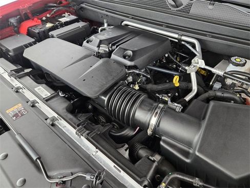 Used 2024 Chevrolet Colorado ZR2 w/ ZR2 Bison Edition image 18