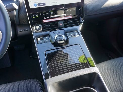 Used 2024 Toyota bZ4X XLE image 19