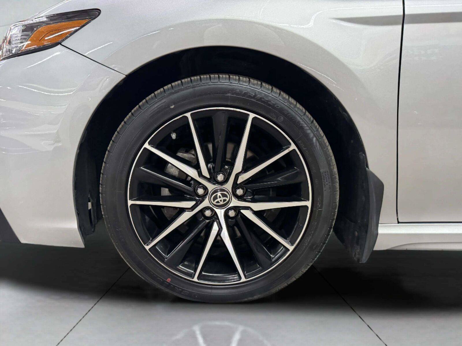 Used 2023 Toyota Camry SE AWD/4WD image 33